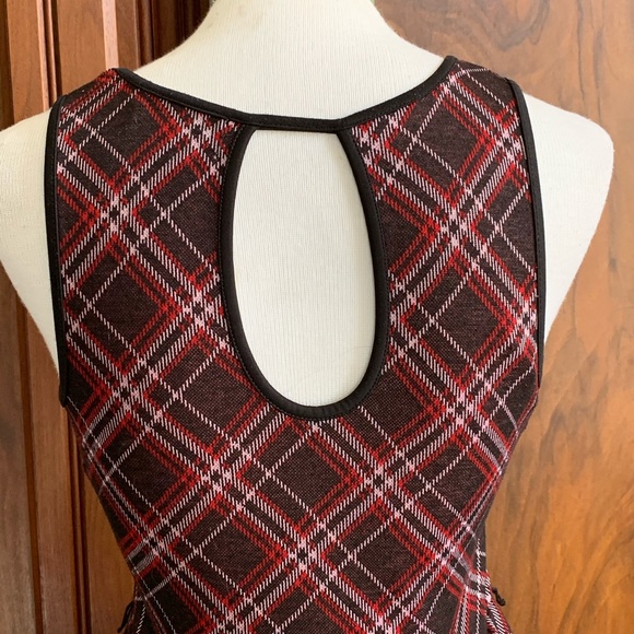 Red Plaid Fit n Flare Sleeveless Dress - Picture 3 of 4
